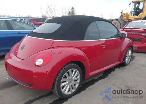 2010 Volkswagen New Beetle 2.5L z USA, uszkodzony, nr VIN 3VWRG3AL7AM004619